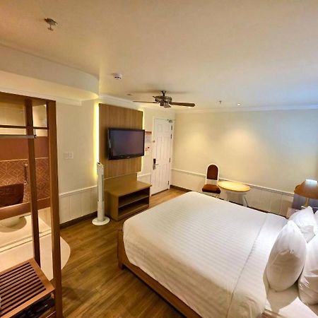 Tulip Hotel 2 Далат Экстерьер фото