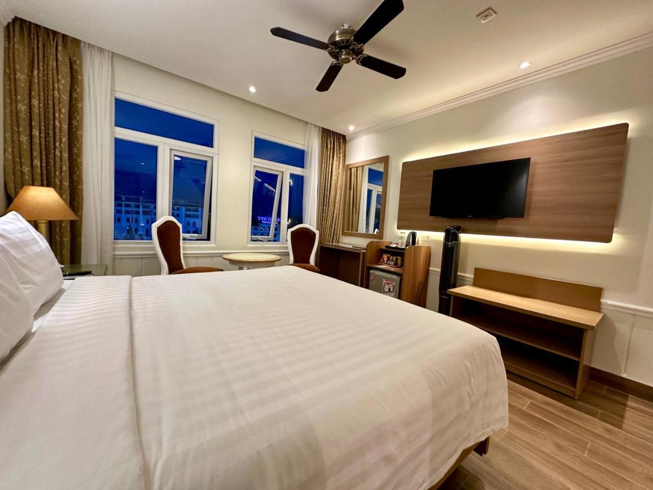 Tulip Hotel 2 Далат Экстерьер фото